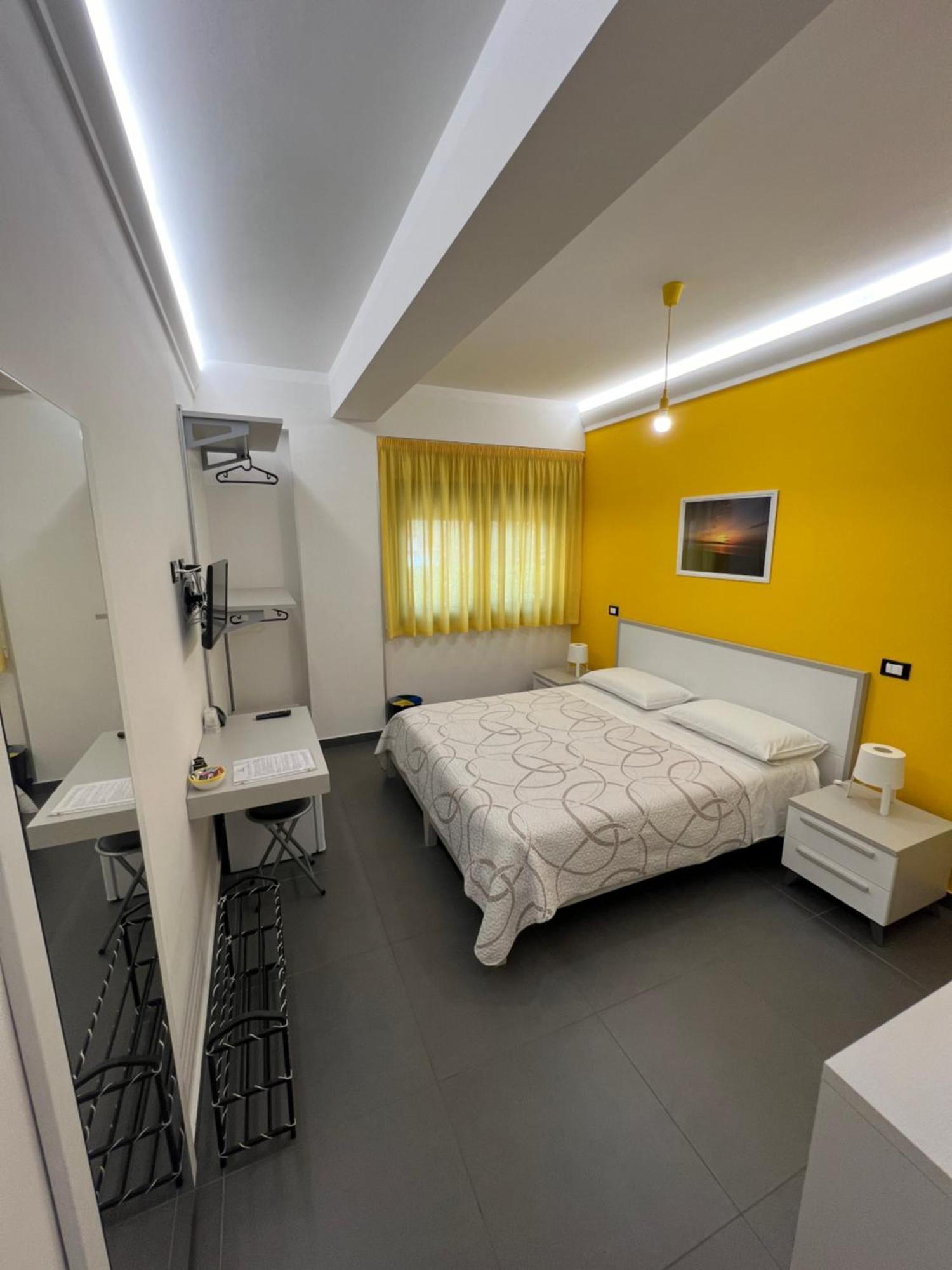 Sicilia Bedda B&B Nizza di Sicilia Exterior foto